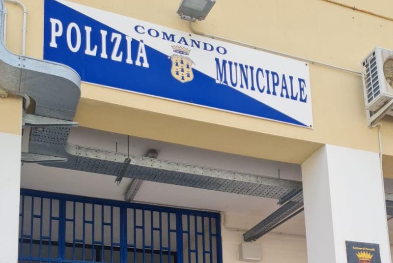 pozzuoli|-alta-“tensione”-tra-sindacati-e-polizia-municipale:-“sospendere-il-piano-di-lavoro-e-stata-una-libera-scelta-della-comandante”