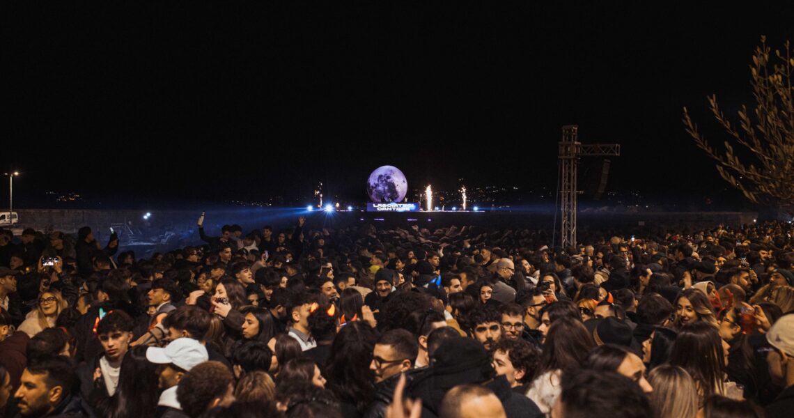 pozzuoli|-aperitivo-alla-darsena-e-spettacoli-al-tempio-di-serapide:-domani-ultimi-appuntamenti-con-il-s’move-festival