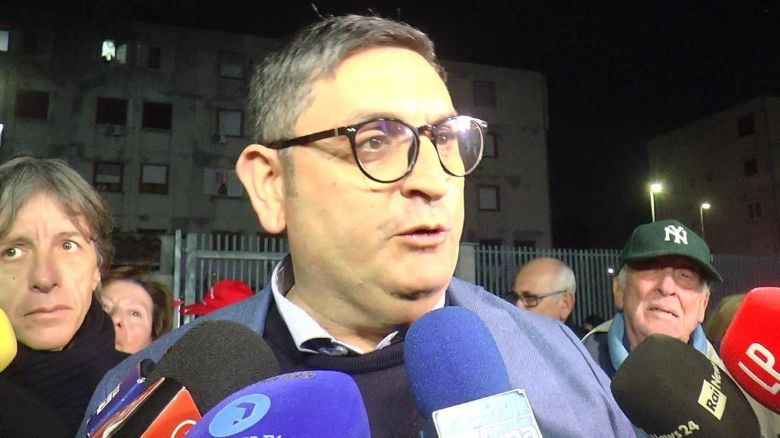 pozzuoli|-domani-scuole-riaperte,-il-sindaco:-“sono-sicure-e-agibili”