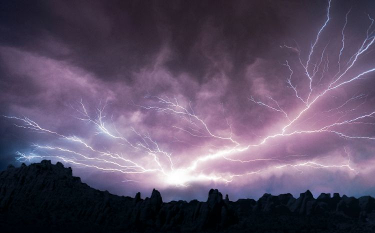 campi-flegrei,-torna-l’allerta-meteo-di-24-ore-per-forti-temporali