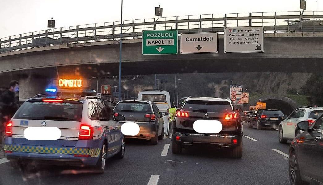 ultim’ora|-tangenziale,-auto-in-panne:-traffico-in-tilt-in-zona-ospedaliera
