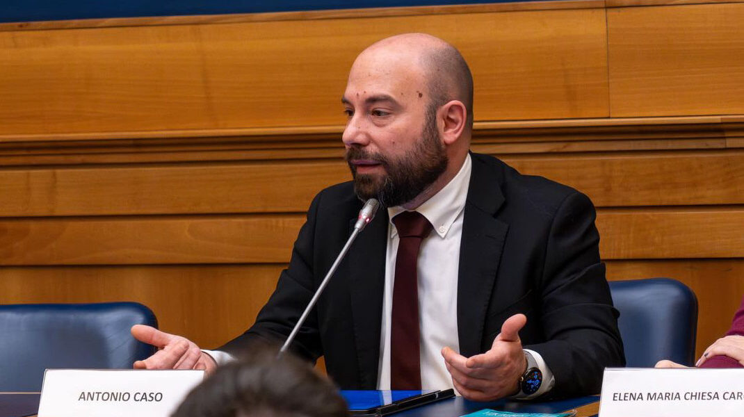 campi-flegrei,-caso-(m5s):-“musumeci-in-confusione-e-costretto-a-smentire-se-stesso”