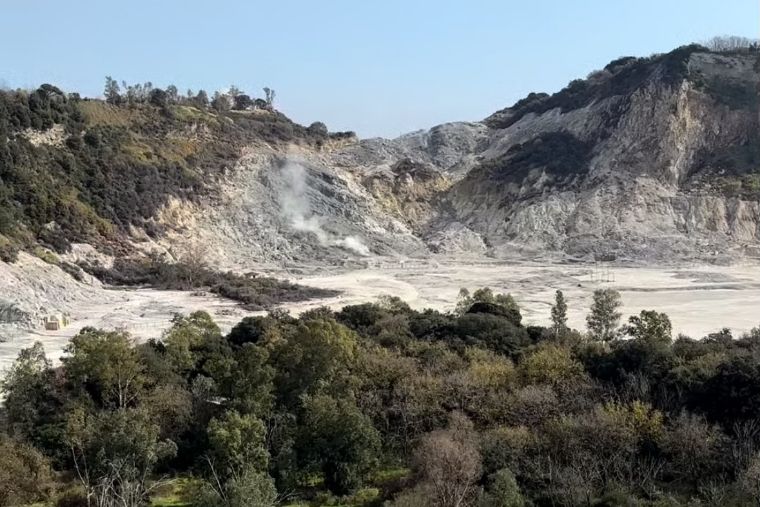 bradisismo,-livelli-di-allerta-campi-flegrei,-cambiano-le-fasi-operative,-ciciliano:-“siamo-in-disequilibrio-medio”