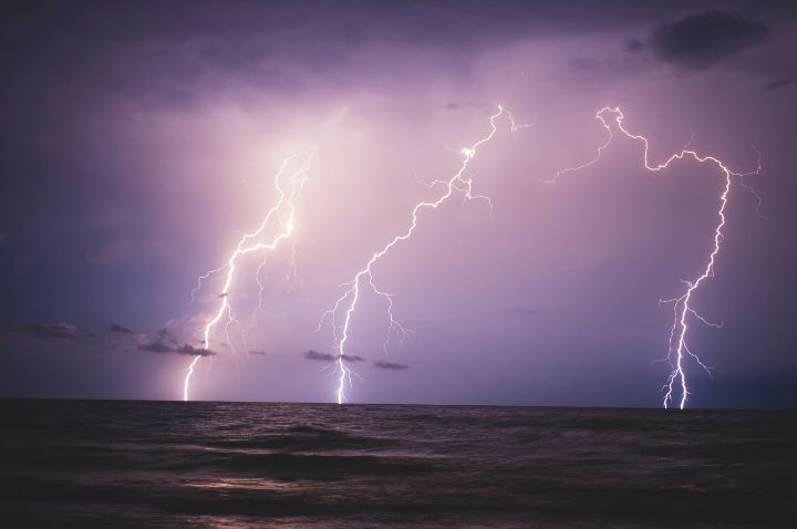 campi-flegrei,-prorogata-l’allerta-meteo-per-temporali e-raffiche-di-vento