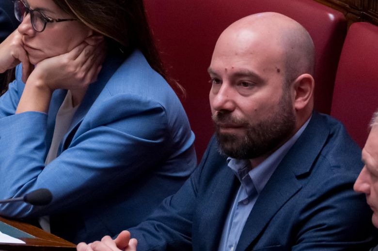 campi-flegrei,-caso-(m5s):-“il-governo-ignora-tutti,-si-sveglia-solo-dopo-le-scosse-piu-forti”