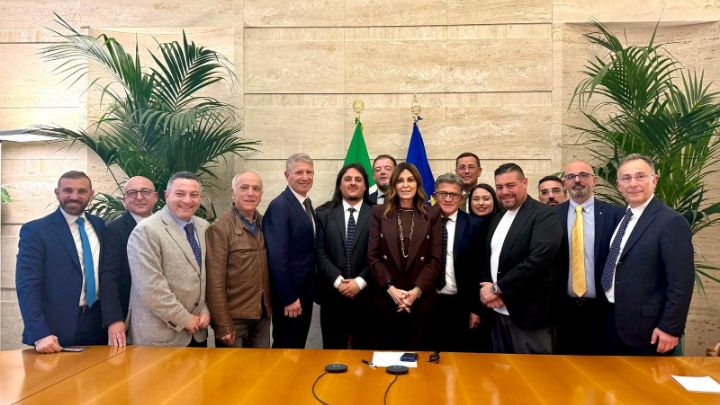 campi-flegrei,-incontro-con-il-ministro-santanche:-le-proposte-avanzate-da-sindaci-e-imprenditori