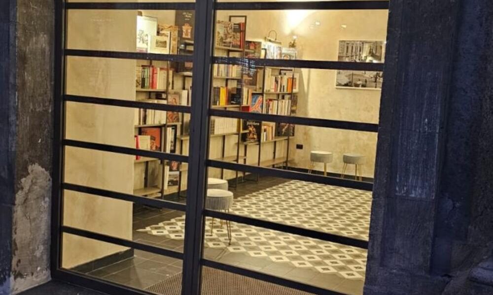 librosteria,-a-piazza-dante-un-nuovo-modo-di-offrire-cultura