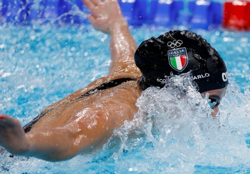 bacoli|-viola-scotto-di-carlo-e-medaglia-d’oro-nei-50-farfalla