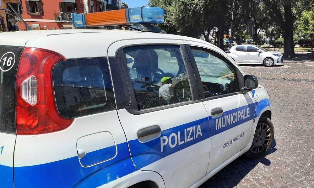 pozzuoli|-festivita-pasquali,-rafforzati-i-controlli-della-polizia