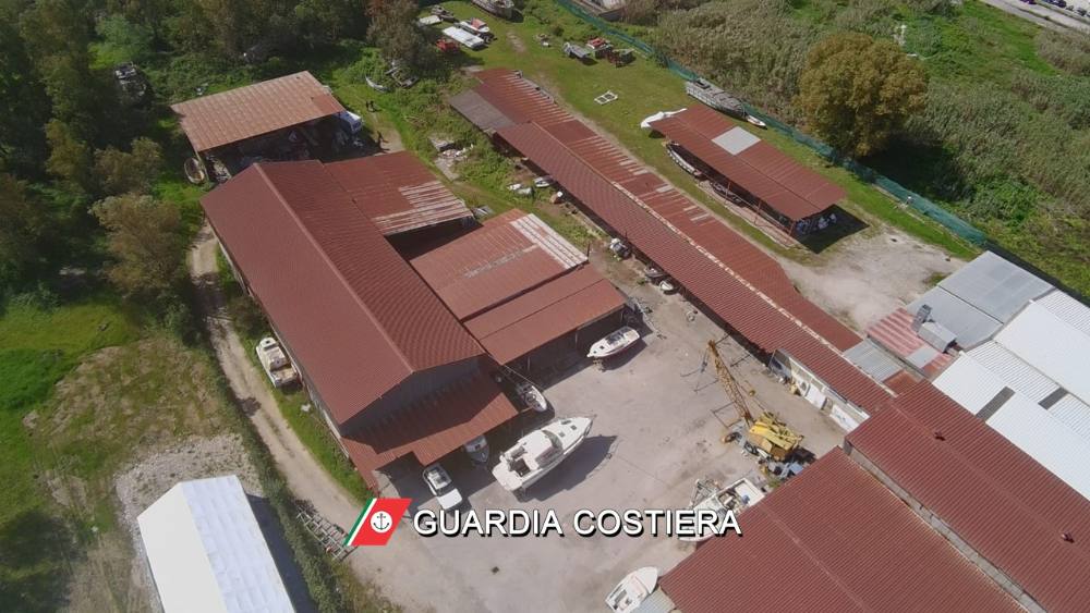 discarica-abusiva-a-due-passi-dal-mare:-sequestro-della-guardia-costiera
