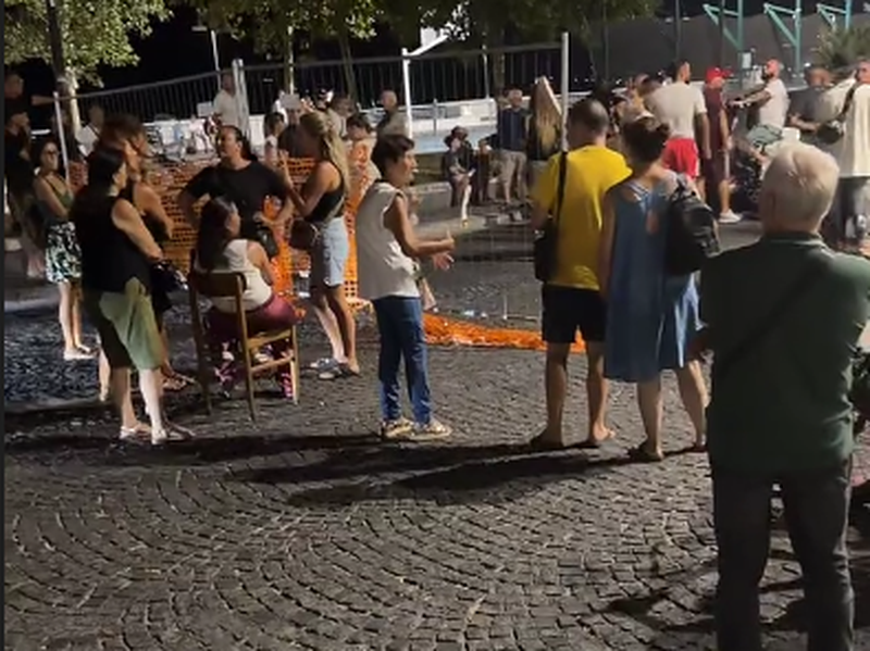 ultim’ora|-protesta-a-via-napoli,-i-cittadini-bloccano-la-strada